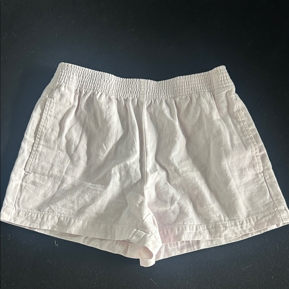 Aritzia Pants - Aritzia Linen Shorts